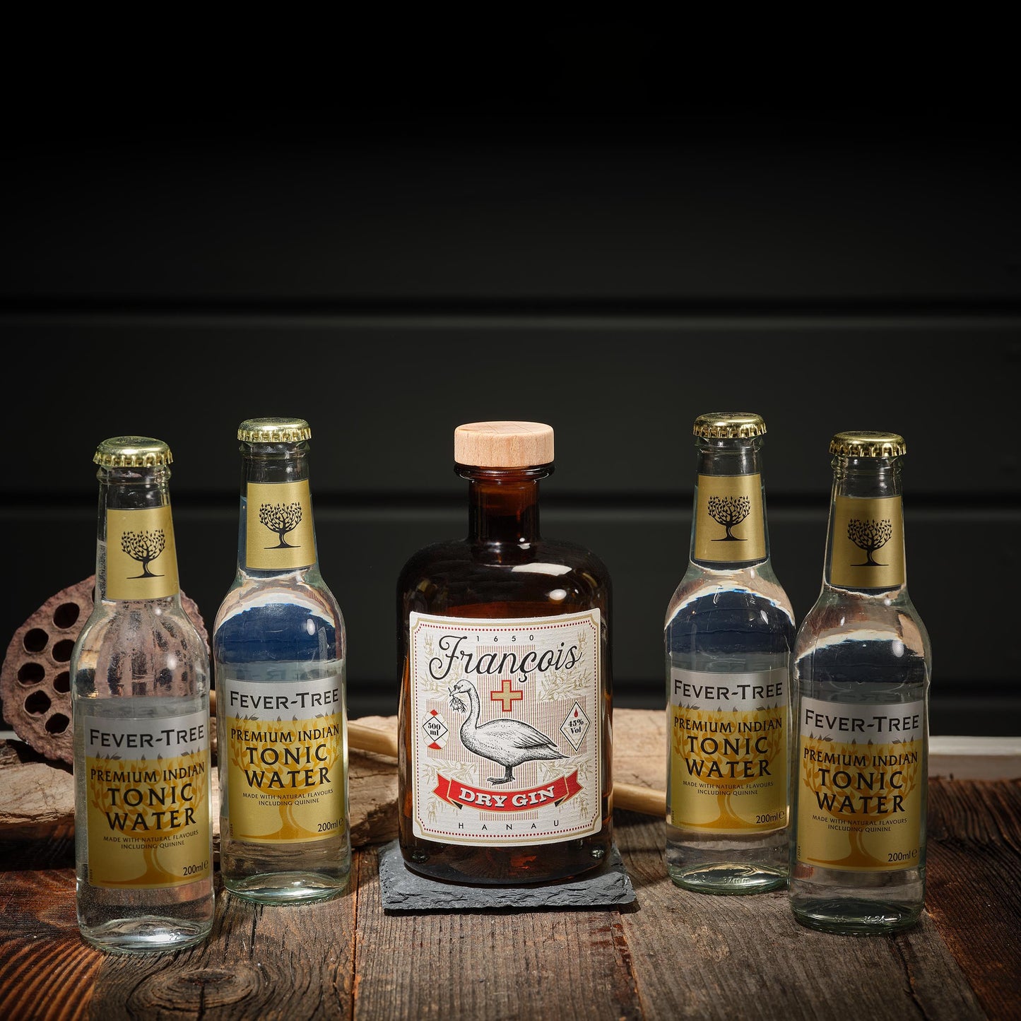 Francois Dry Gin | Bundle Fever Tree Premium Indian Tonic Water - Gin aus dem Heimat des Erfinders 1 X 0,5 L
